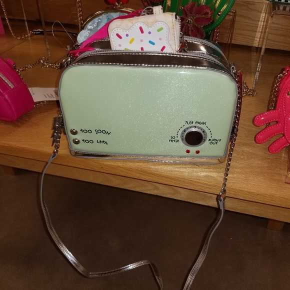 Meet your Posher, Steph 🐞 Ambassador - Picture 4 of 9